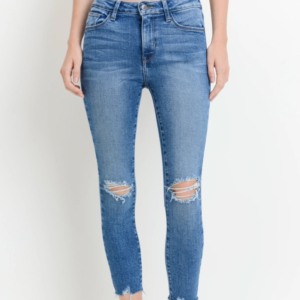 NWT Just Black Denim, Skinny Jean w/ Destruction, Color "Dark Denim" Size 27"